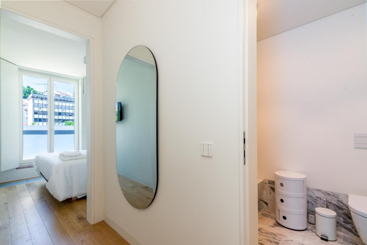 Apartment Liberdade 12 By The Good Neighbour In