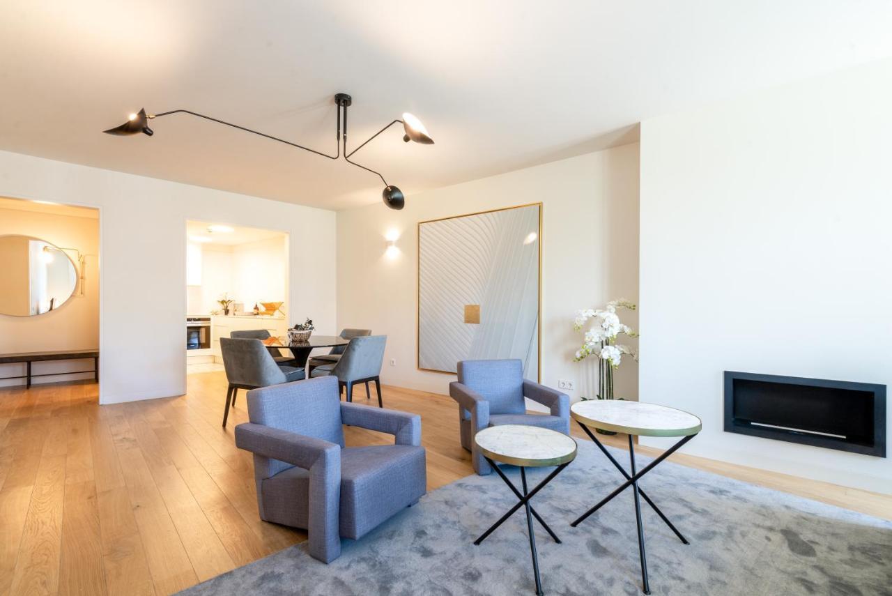 Liberdade 12 By The Good Neighbour In *
